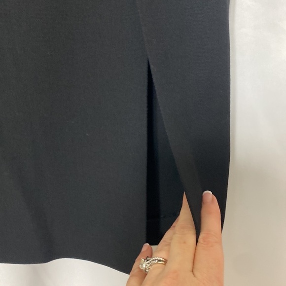Roberto Collina classic pencil skirt size medium - Picture 3 of 4
